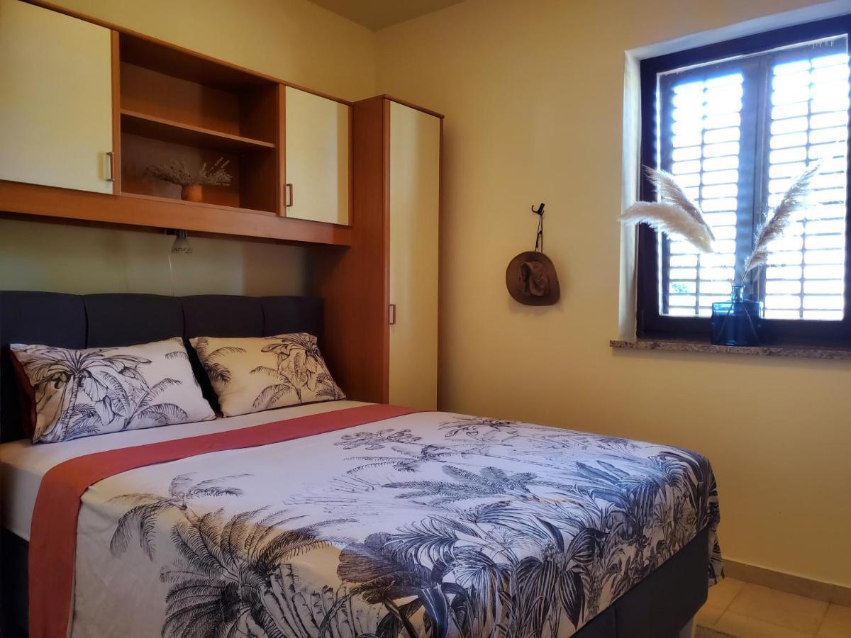 Hilltop Villa Risika Extérieur photo