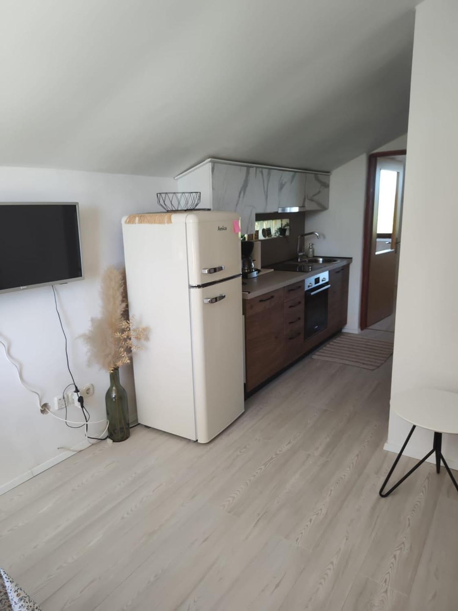 Hilltop Villa Risika Extérieur photo